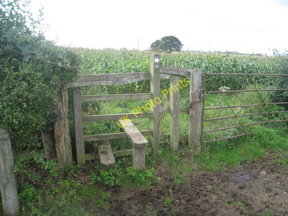 Photo 6"x4" Pailton to Monks Kirby, stile 2 Pailton c2010