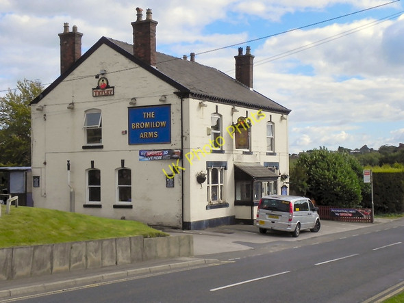 Photo 6"x4" The Bromilow Arms, Lostock Lane Lostock c2010