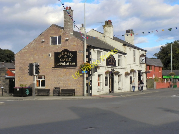 Photo 6"x4" Elephant & Castle Adlington\/SD6013 c2010