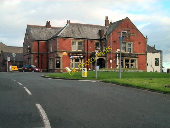 Photo 6"x4" The Crown Horwich c2010