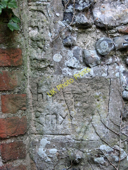 Photo 6"x4" St Botolph's chapel in Botesdale - old graffiti Botesdale c2010