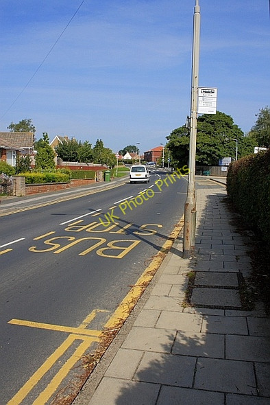 Photo 6"x4" Bus Stop, Moor Lane Cayton\/TA0583 c2010