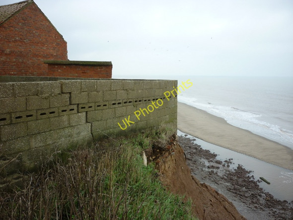 Photo 6"x4" Ringbrough Farm East Newton\/TA2637 c2010