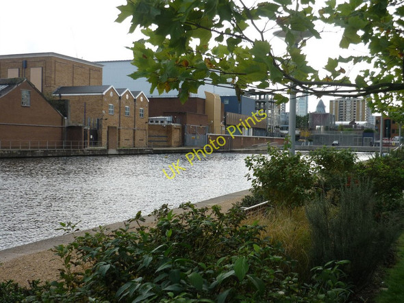Photo 6"x4" City Road Basin, Regent's Canal London c2010