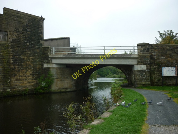 Photo 6"x4" Bridge #137 Clitheroe Road over the L&L Canal Brierfield c2010