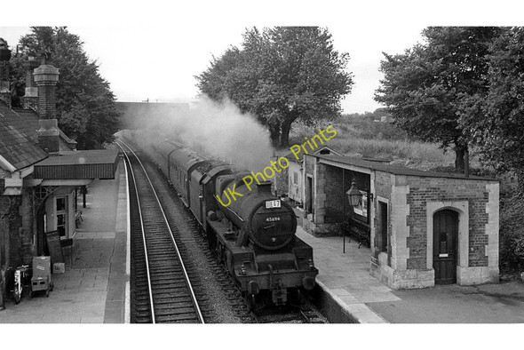 Photo 6"x4" Berkeley Road Station, with Up train Berkeley Road c1961