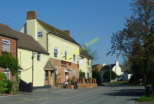Photo 6"x4" The Red Lion Inn at Bobbington, Staffordshire Bobbington c2010