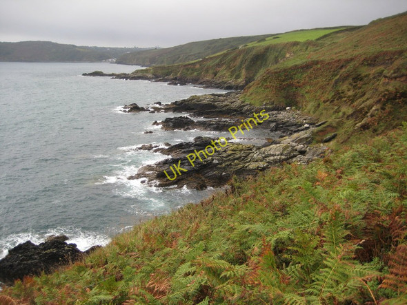 Photo 6"x4" Coast to the north of Porthallow Gillan c2010
