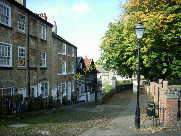 Photo 6"x4" South entrance gates to St John's, Knaresborough Knaresborough c2010