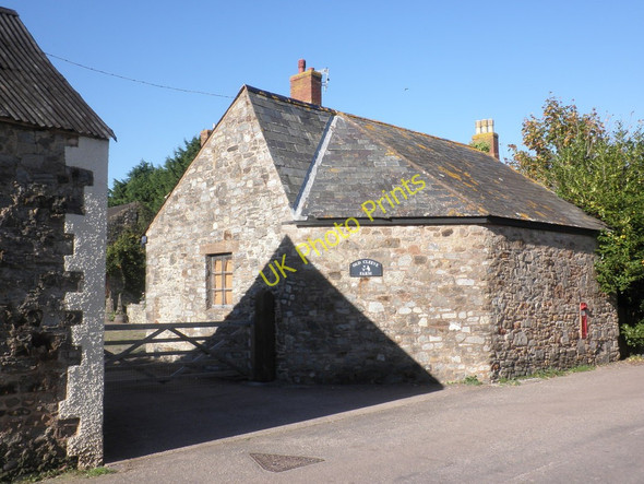 Photo 6"x4" Old Cleeve Farm Chapel Cleeve c2010