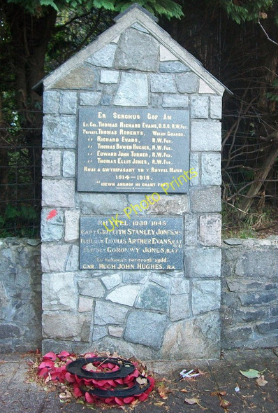 Photo 6"x4" Cofeb Rhyfel Llanaelhaearn War Memorial Llanaelhaearn c2010