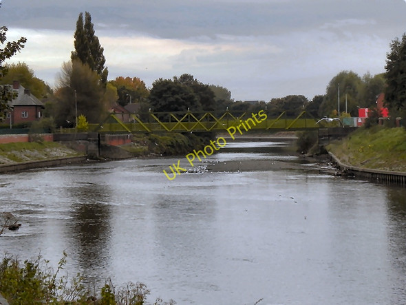 Photo 6"x4" River Irwell, Broughton Manchester c2010