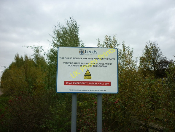 Photo 6"x4" A notice on the bank of the River Aire Wood Row\/SE3827 c2010