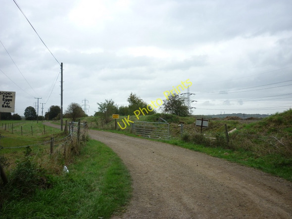 Photo 6"x4" The way to Willow Grove Farm Castleford c2010