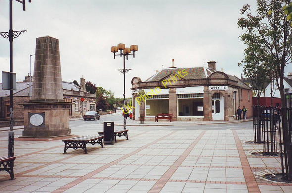 Photo 6"x4" Straith Monument in Nairn Nairn c1998
