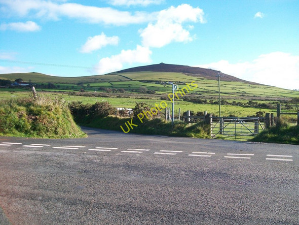 Photo 6"x4" Minor road junction south of the village of Llithfaen Llithfaen c2010