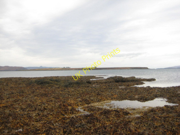 Photo 6"x4" Shore with Pabay Breakish\/Brecais \u00c0rd c2010