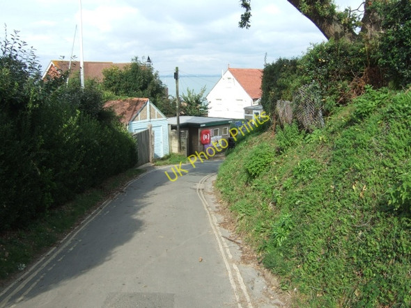 Photo 6"x4" Public toilets, Fernclose Road Nettlestone c2010
