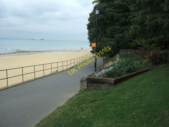 Photo 6"x4" The esplanade at Ryde East Sands Ryde c2010