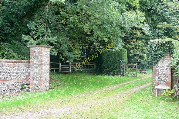 Photo 6"x4" Entrance to Park Wood Huntercombe End c2010