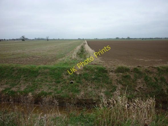 Photo 6"x4" Meeting of drains. Taken from Black Bank East Butterwick c2010