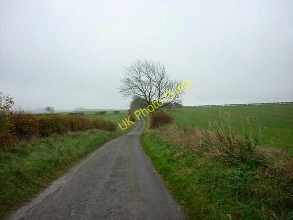 Photo 6"x4" A minor road towards Wharram le Street Wharram Percy c2010