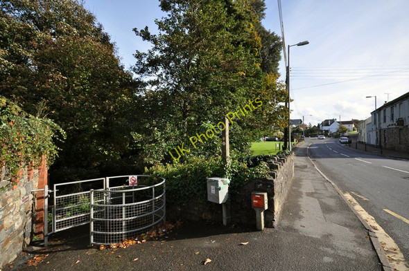 Photo 6"x4" The gate leading to a footpath at Fremington Bridge Fremington\/SS5132 c2010