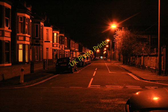 Photo 6"x4" Milner Road at night Long Eaton c2010