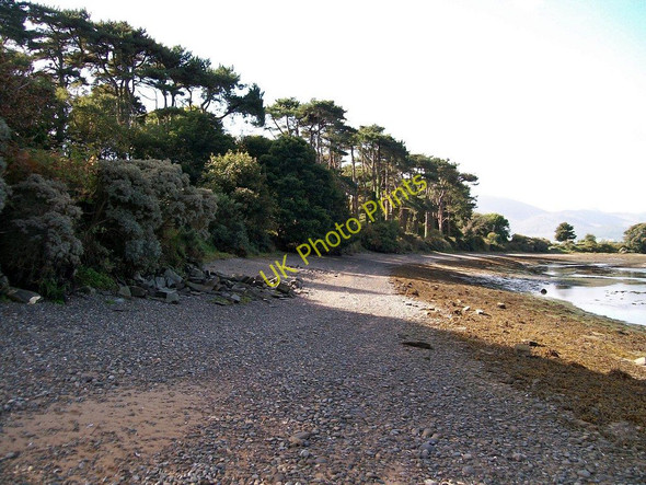 Photo 6"x4" Shingle beach on the banks of the Carrigs River Dundrum\/J4036 c2010
