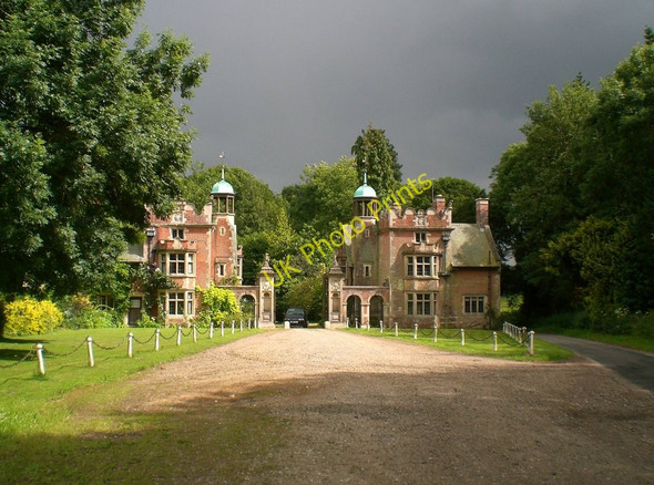 Photo 6"x4" Lodges at the gates of Sennowe Park Great Ryburgh c2008