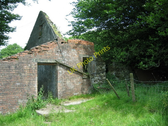 Photo 6"x4" Ffermdy Man - Goed Farmhouse, Pontarsais Alltwalis c2009