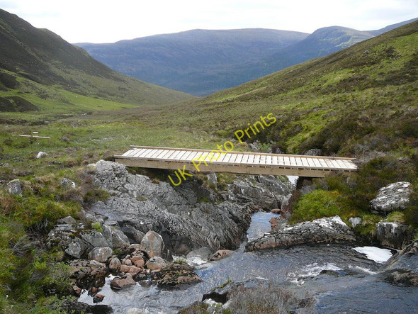 Photo 6"x4" New footbridge on the Allt Mullardoch Allt Mullardoch c2010