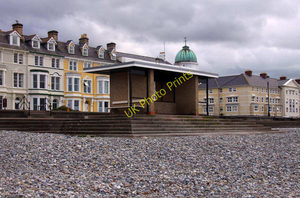 Photo 6"x4" Shelter on the promenade Llandudno c2010
