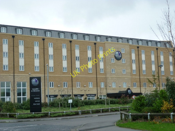 Photo 6"x4" The Village Hotel on Priory Park, Hull Hessle\/TA0326 c2010