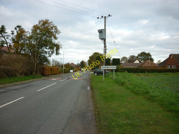 Photo 6"x4" Entering Hambleton on Gateforth Lane Hambleton\/SE5530 c2010