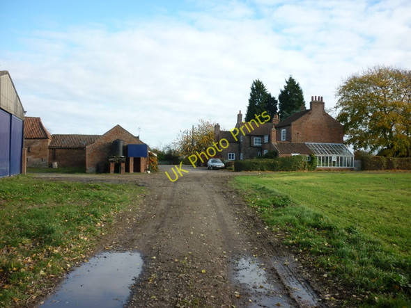Photo 6"x4" Primrose Hill Farm near Cawood Cawood c2010