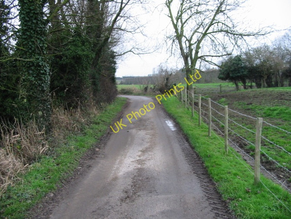 Photo 6"x4" Public footpath but private road Upper Goldstone c2008