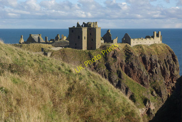 Photo 6"x4" Dunnottar Castle Stonehaven c2010