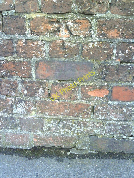 Photo 6"x4" Benchmark on railway bridge on Rockingham Road Newbury\/SU4767 c2010