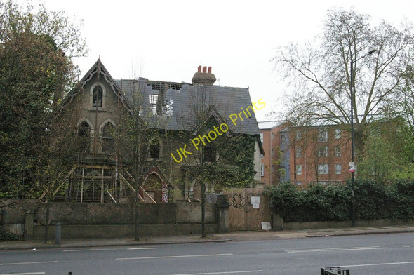 Photo 6"x4" Concrete house, Dulwich Common Dulwich c2009