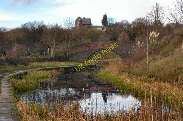 Photo 6"x4" Manchester, Bolton & Bury Canal Kearsley\/SD7505 c2010