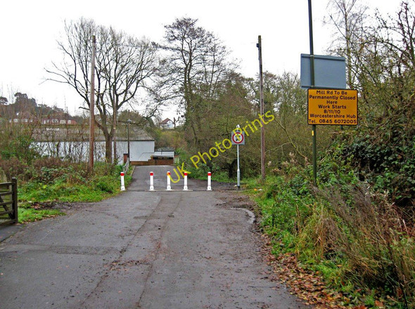 Photo 6"x4" Mill Road closure (1) Stourport-on-Severn c2010
