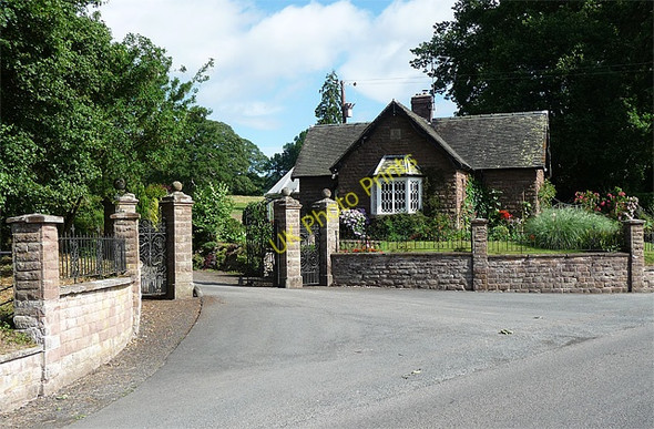 Photo 6"x4" Lodge near Beambridge Beambridge\/SO5388 c2010