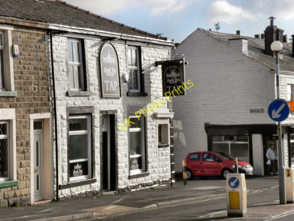 Photo 6"x4" The Brewery Tap Astley Bridge c2010