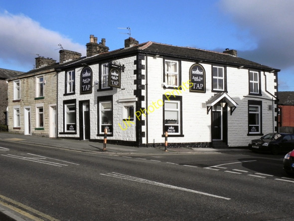 Photo 6"x4" The Brewery Tap Astley Bridge c2010 P1