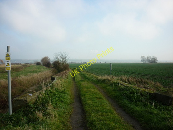 Photo 6"x4" A farm track towards Bonby Carrs Appleby\/SE9514 c2010