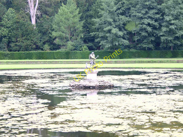 Photo 6"x4" Statue of Neptune and pedestal in centre of Moon Pond Aldfield c2006