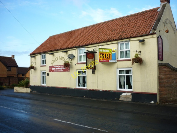 Photo 6"x4" The Jolly Miller public house, Wrawby Brigg c2010