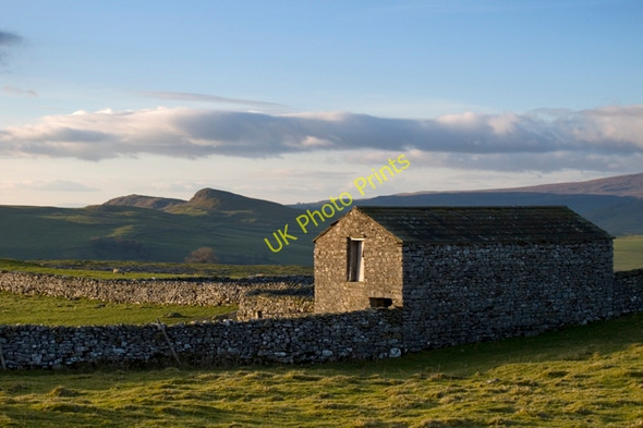 Photo 6"x4" Barn near Upper Winskill Langcliffe\/SD8265 c2010