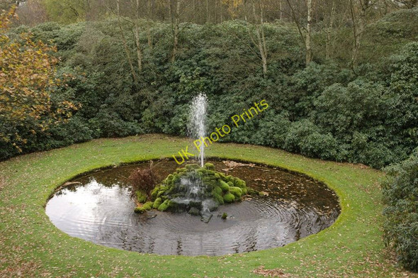 Photo 6"x4" Fountain, Dunham Park Dunham Town c2010